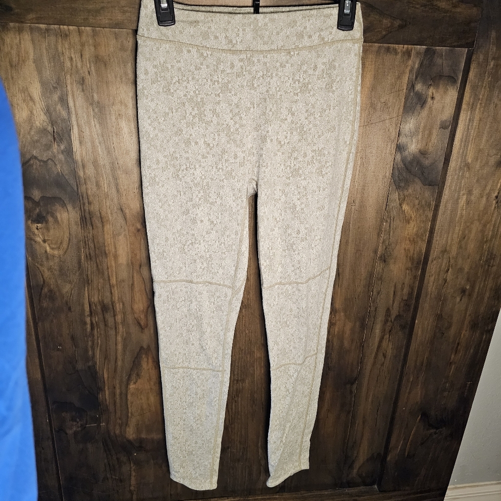 GYMSHARK Compression Fit Fleur Texture Leggings Washed Khaki Marl Size M